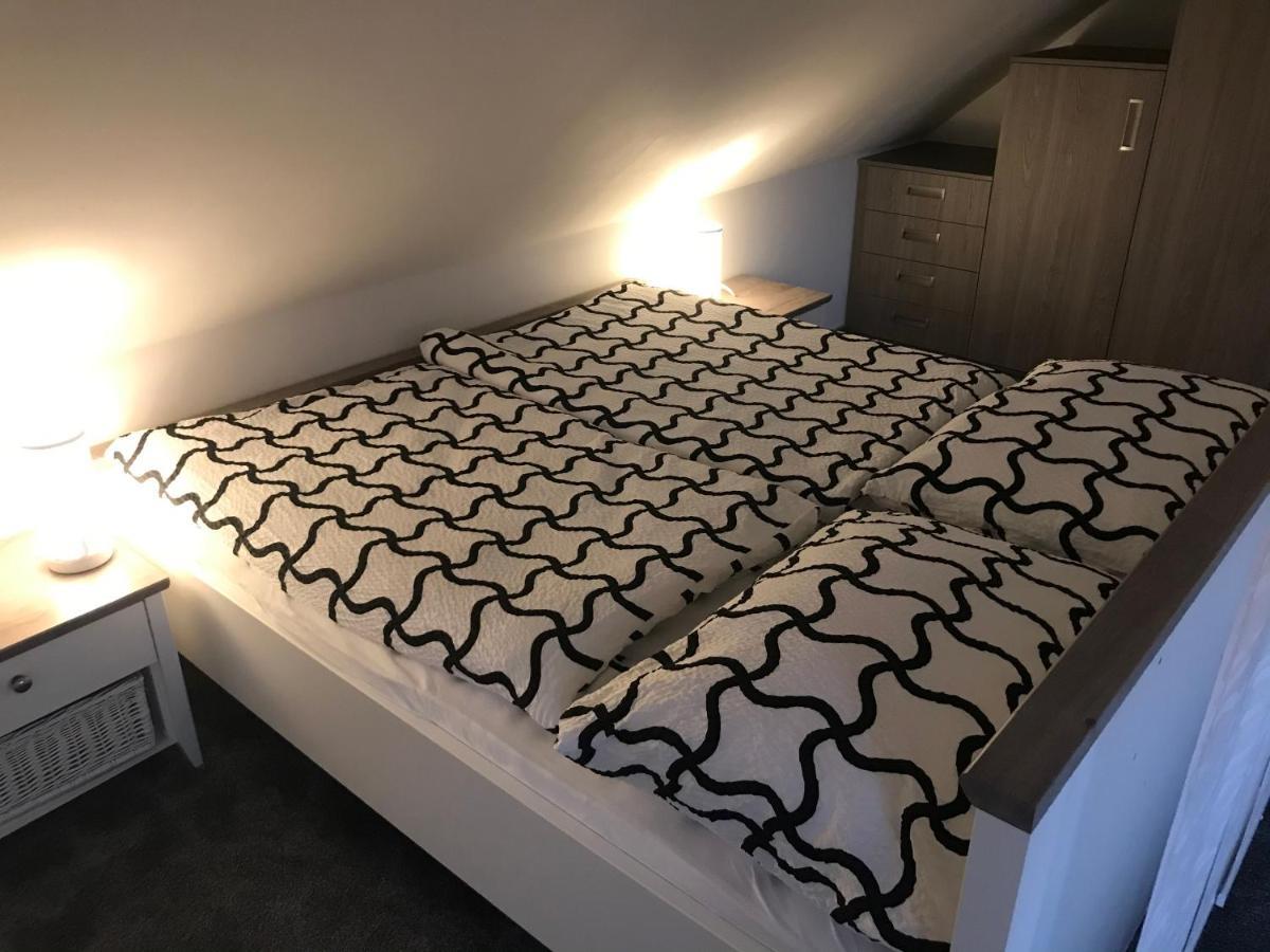 Apartmany U Lipy Tatobity ภายนอก รูปภาพ